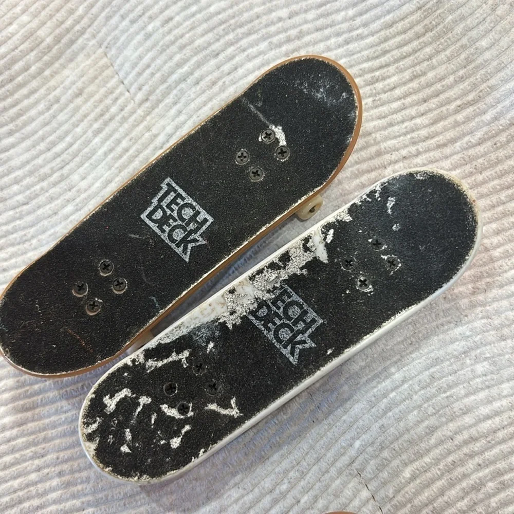 Kids finger tech deck skateboards
